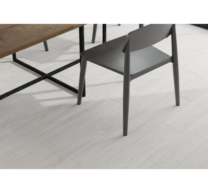 Ламинат Egger Classic Aqua+ 8 мм 33 класс EPL 225 Дуб Пеньярала светлый
